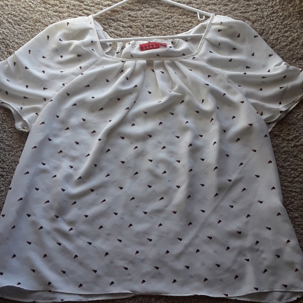 Elle Flowy Hearts Blouse